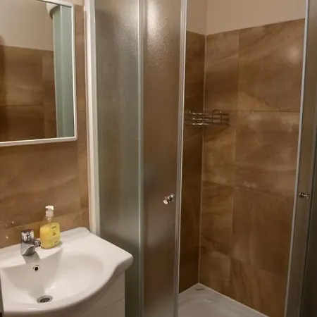 Alojamento de Acomodação e Pequeno-almoço Pansion Eden