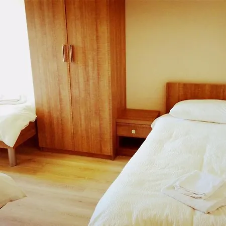 Pansion Eden Alojamento de Acomodação e Pequeno-almoço