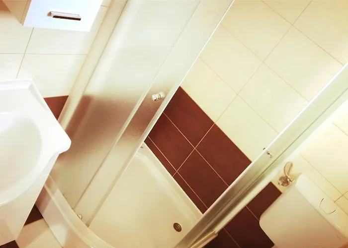 Pansion Eden Bed & Breakfast 3*